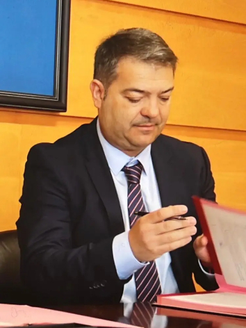 Juan Carlos Outeiral Miranda